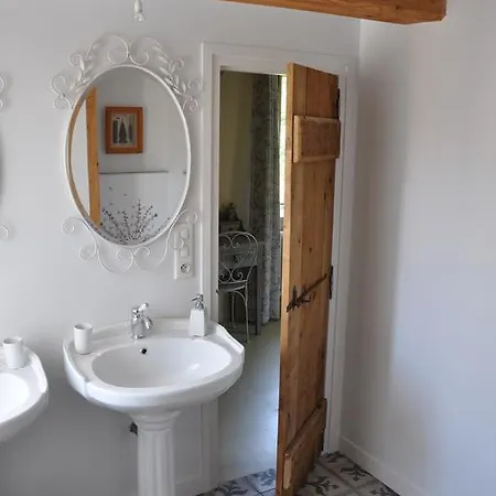 La Cerisaie Bed & Breakfast 2*