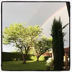 Bed and Breakfast La Cerisaie Francheleins