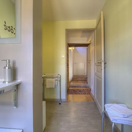 La Cerisaie Bed & Breakfast Francheleins