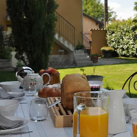 La Cerisaie Bed & Breakfast 3*