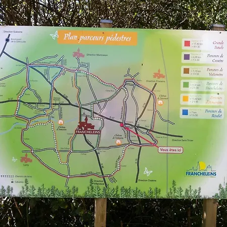 La Cerisaie לינה וארוחת בוקר